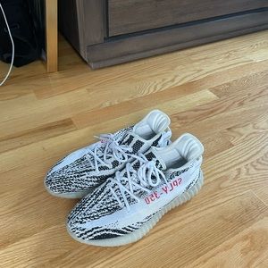Yeezys size 8.5